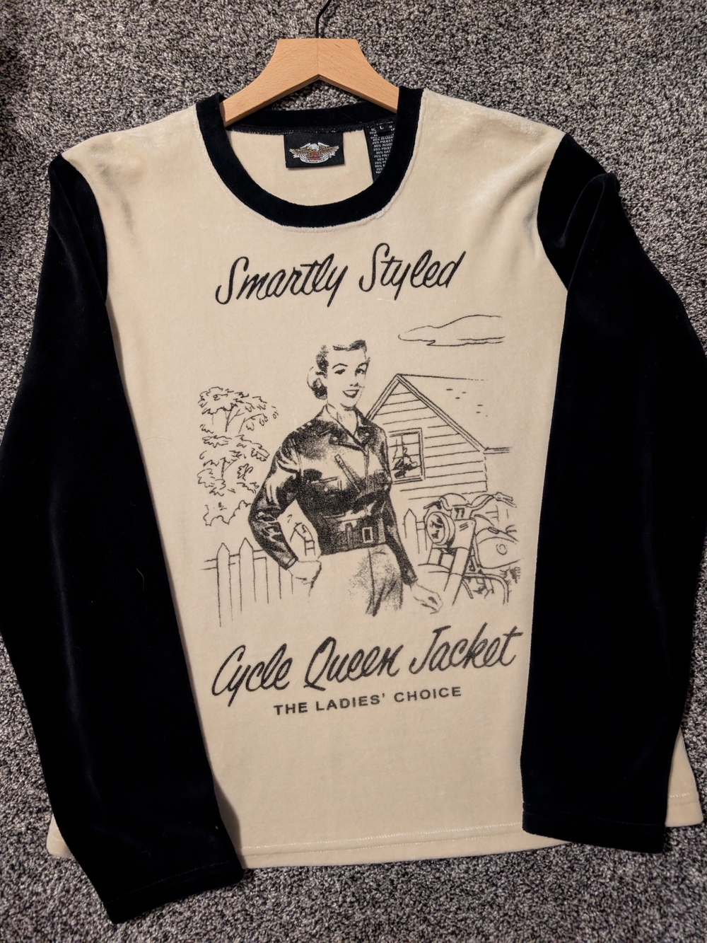 Vintage Harley Davidson Smartly Styled Cycle Queen Jacket Long-Sleeve Sweater